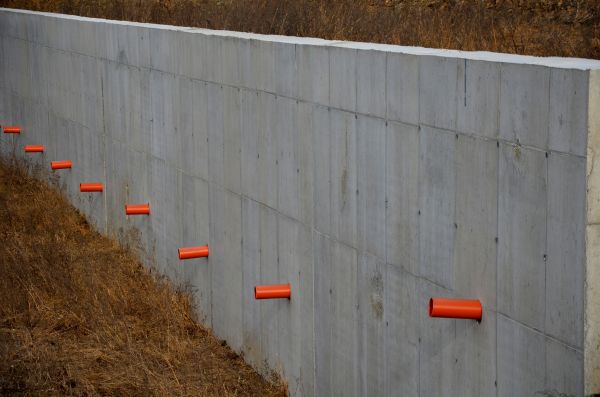 Cement Wall Pouring in Canton